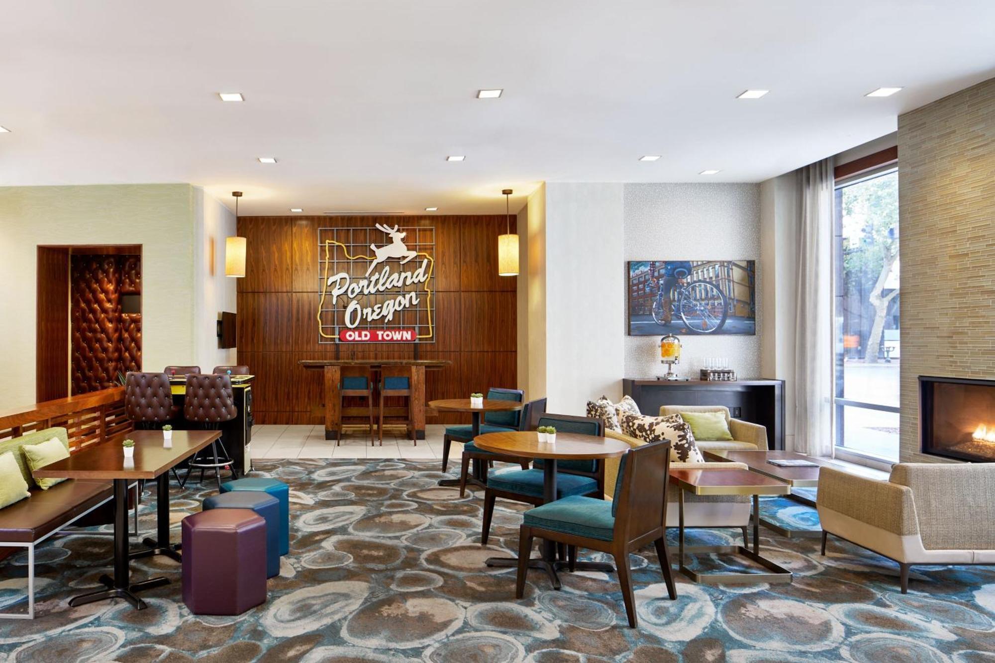 Courtyard By Marriott Portland City Center Exterior foto